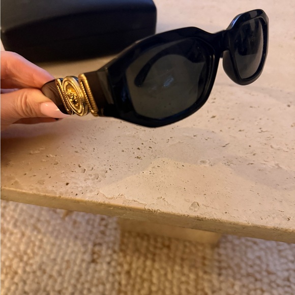 Versace Medusa Biggie Sunglasses - Black and Gold main image 5